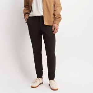 Everlane Men's Performance Traveler Chino in Black, Size 40x30